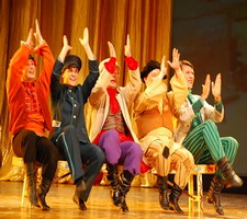 俄罗斯群众舞舞蹈表演